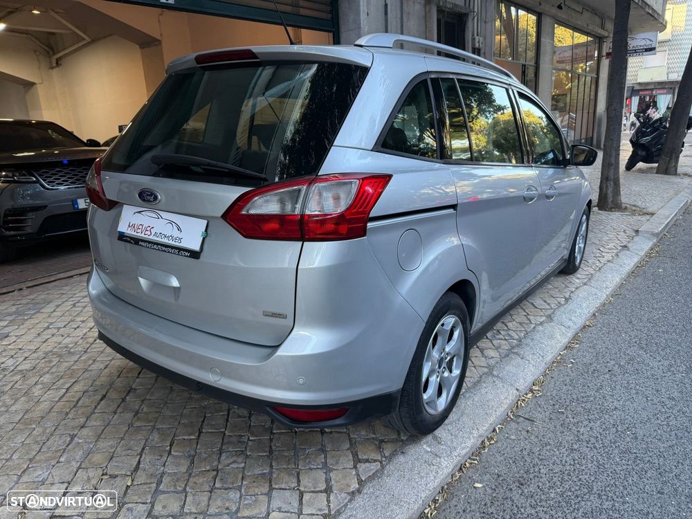 Ford Grand C-Max 1.6 TDCi S&S Ambiente - 3