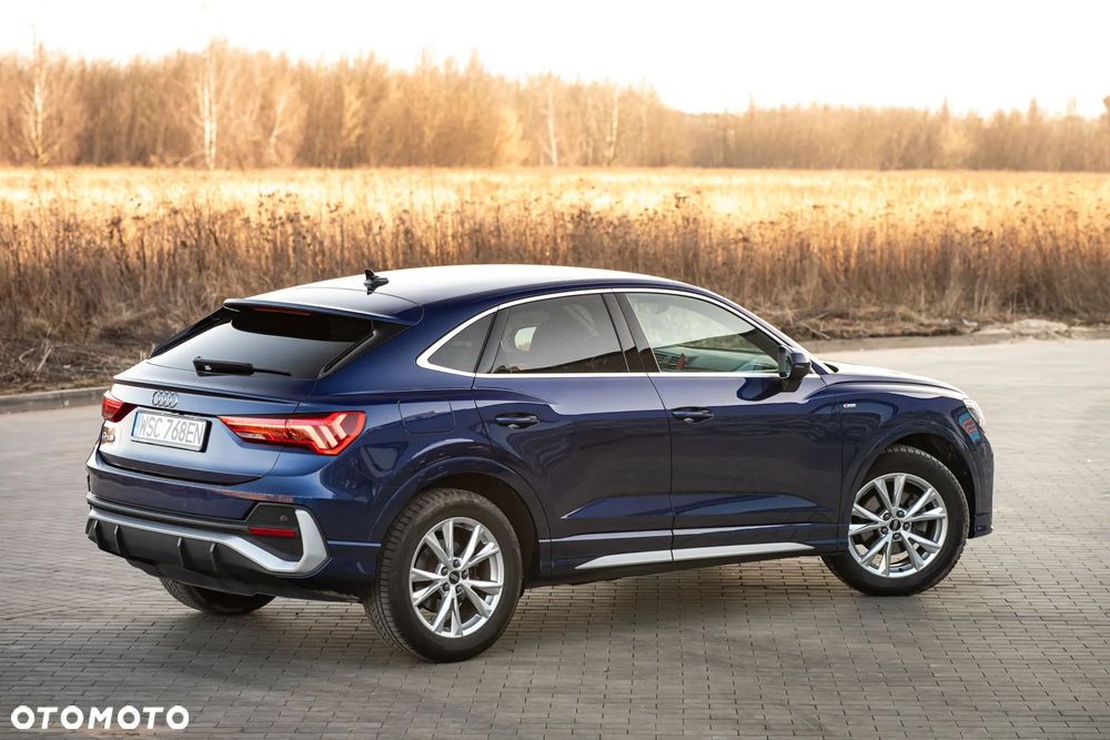 Audi Q3 35 TDI S tronic - 33
