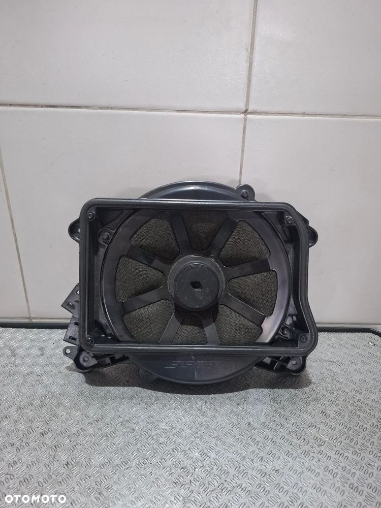 Głośnik basowy subwoofer Bose Audi A6C7 lift 2015 rok nr 4G2035709 - 1
