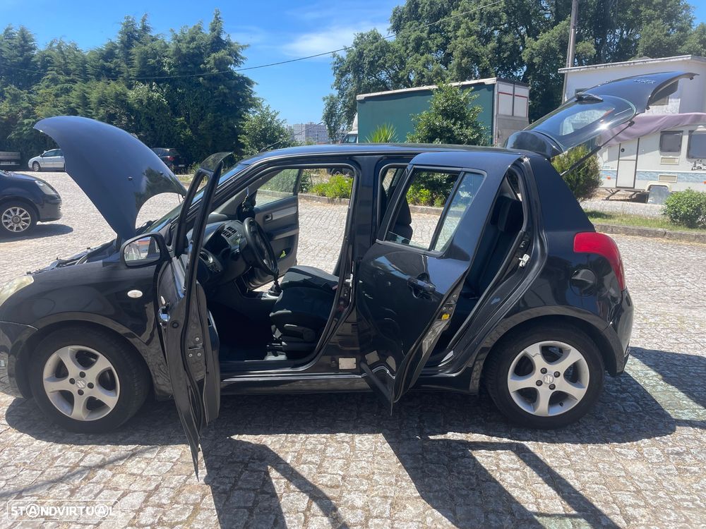 Suzuki Swift 1.3 DDiS GL - 3