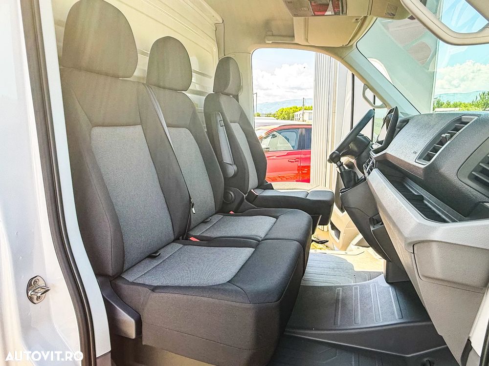 Volkswagen Crafter - 13
