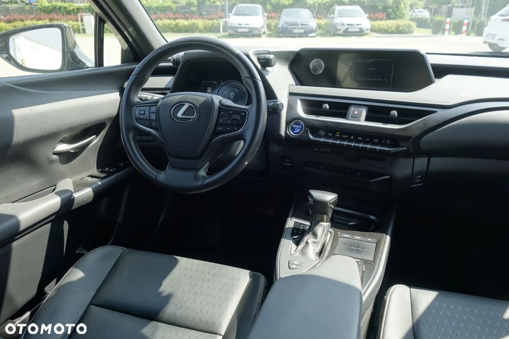 Lexus UX 250h GPF F Impression 2WD - 12