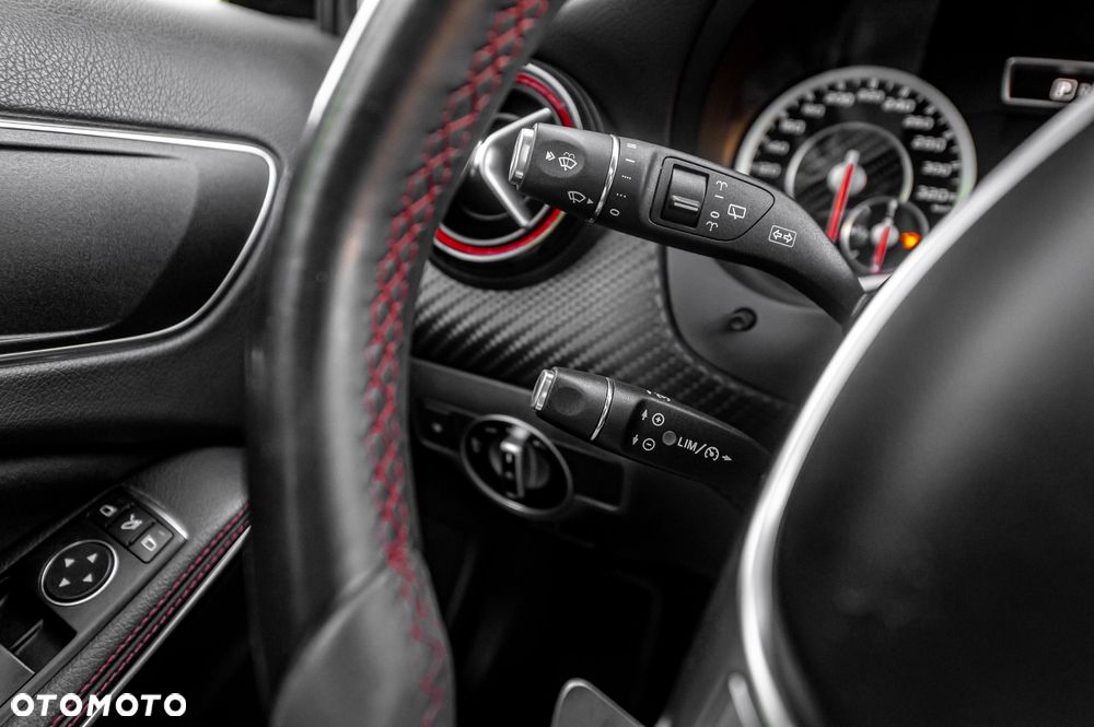 Mercedes-Benz Klasa A 45 AMG 4Matic AMG Speedshift 7G-DCT Edition 1 - 30