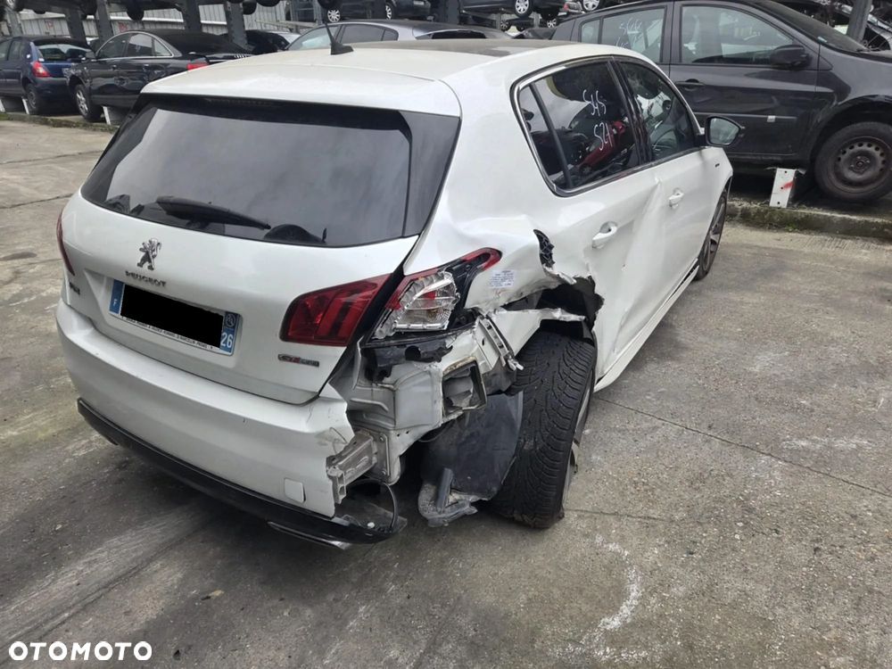 Peugeot 308 - 7