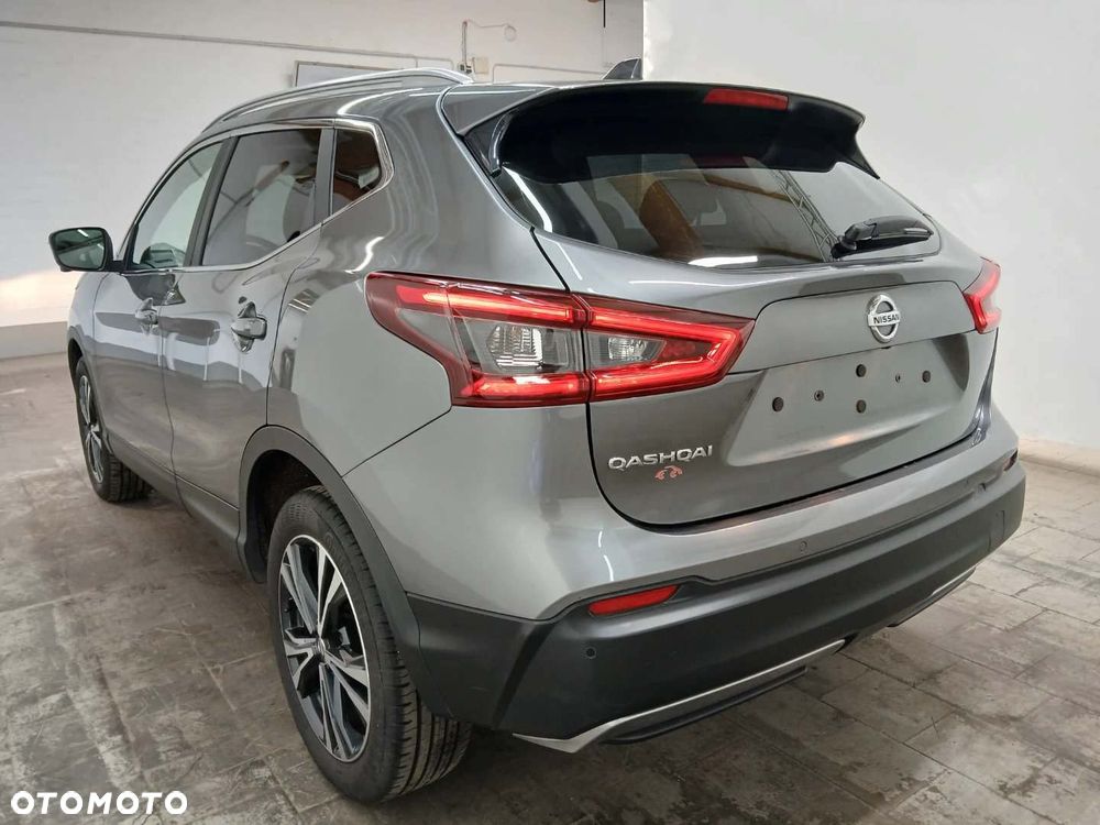 Nissan Qashqai - 4