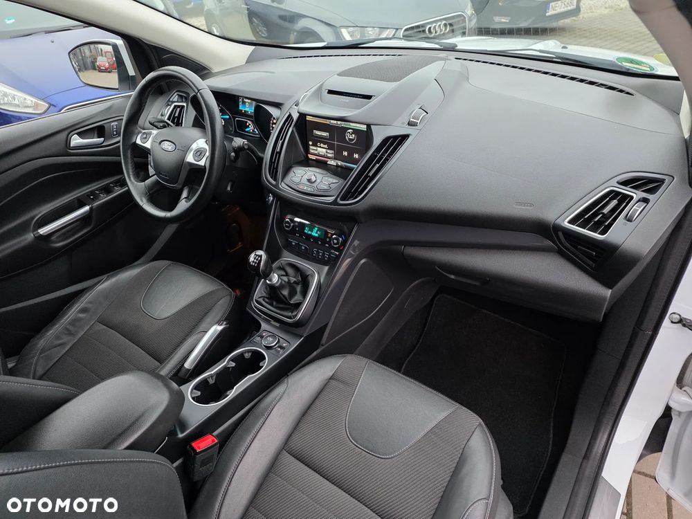 Ford Kuga 2.0 TDCi 4x2 Titanium - 23