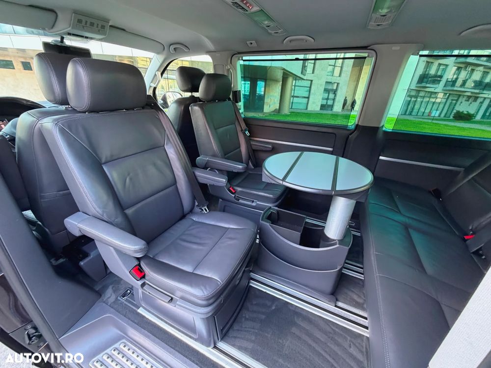 Volkswagen Multivan - 23
