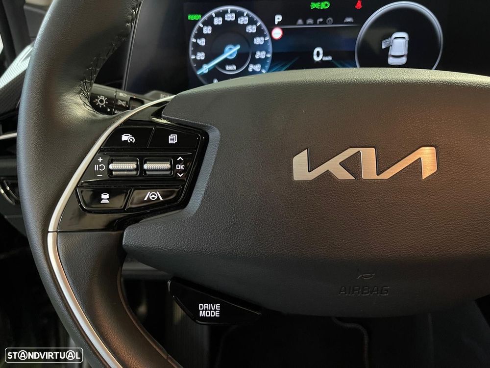 Kia Niro EV 64kWh Drive - 25