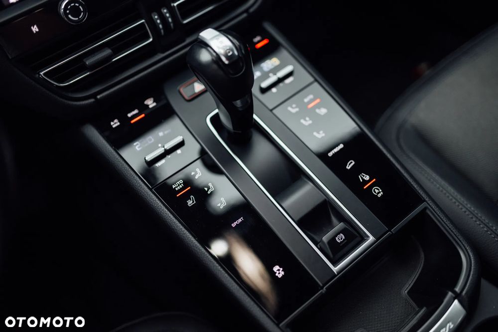 Porsche Macan Standard - 20
