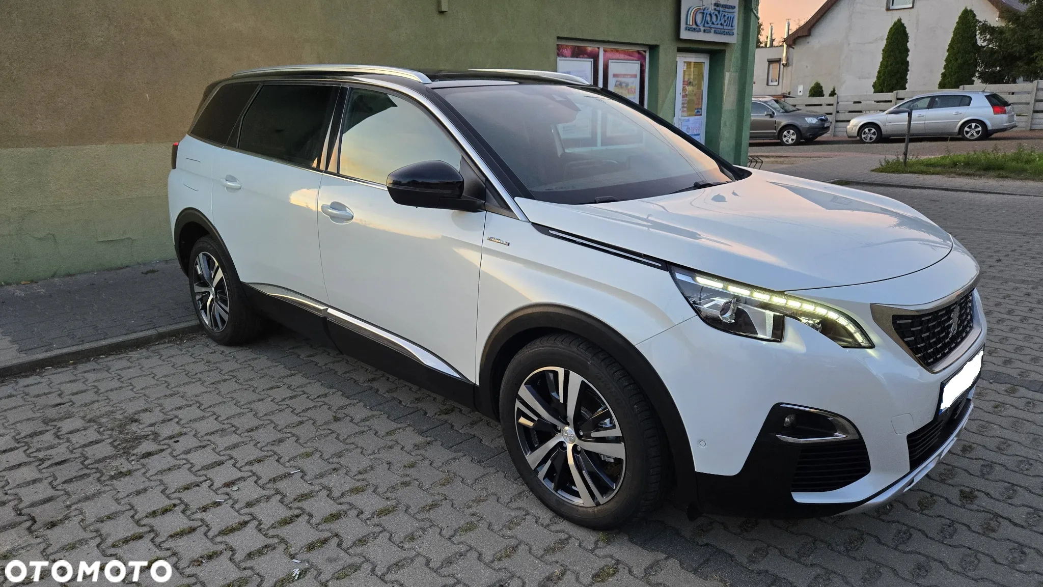 Peugeot 5008 - 7