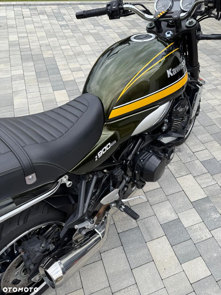 Kawasaki Z 900 RS - 13