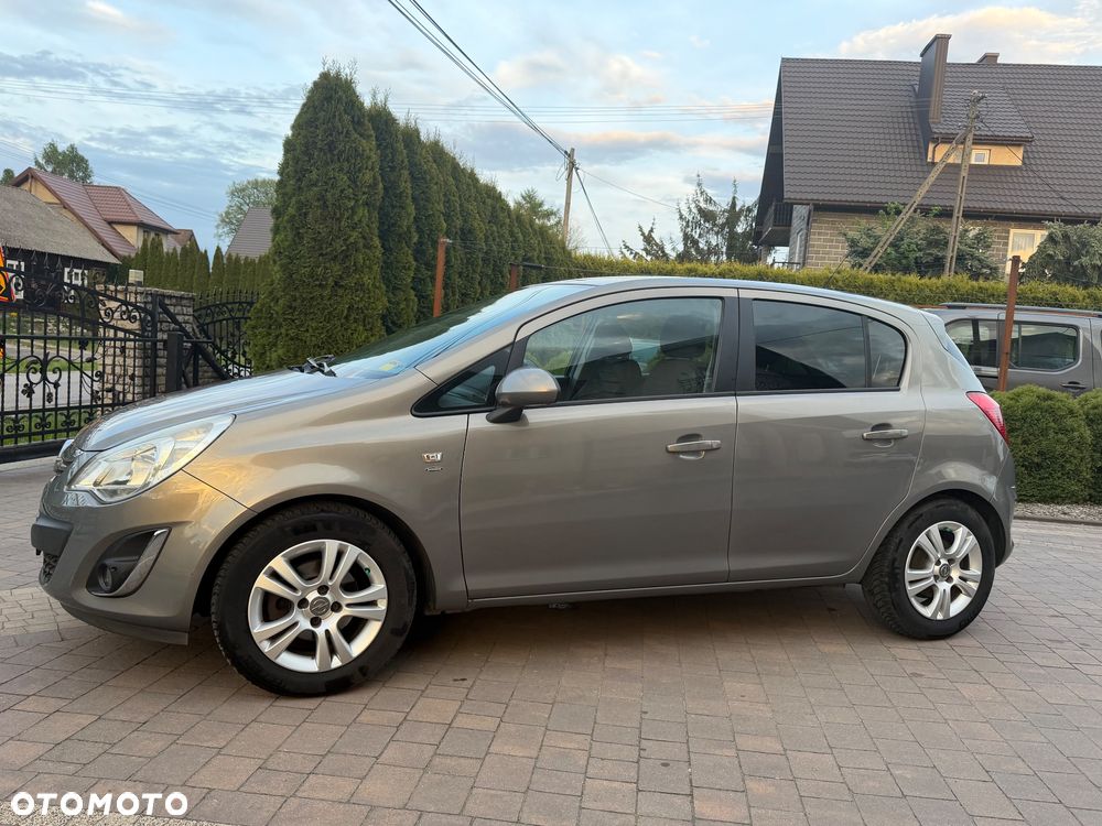 Opel Corsa 1.4 16V Satellite - 17