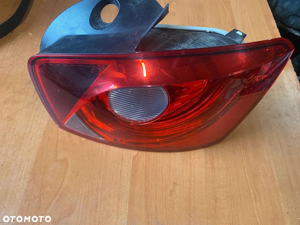 LAMPA TYŁ TYLNA PRAWA SEAT IBIZA IV 6J4945096K 6J4945258D - 1