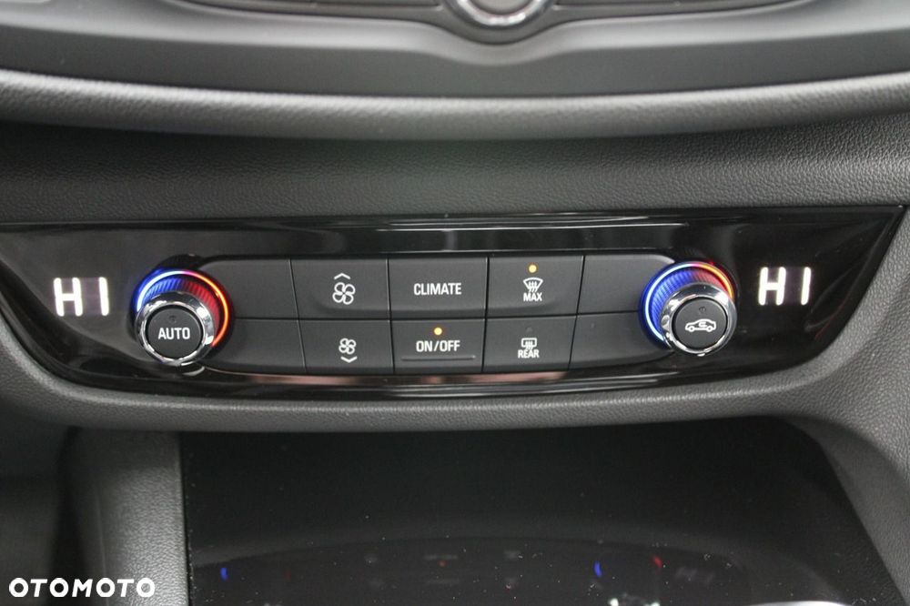 Opel Insignia - 28