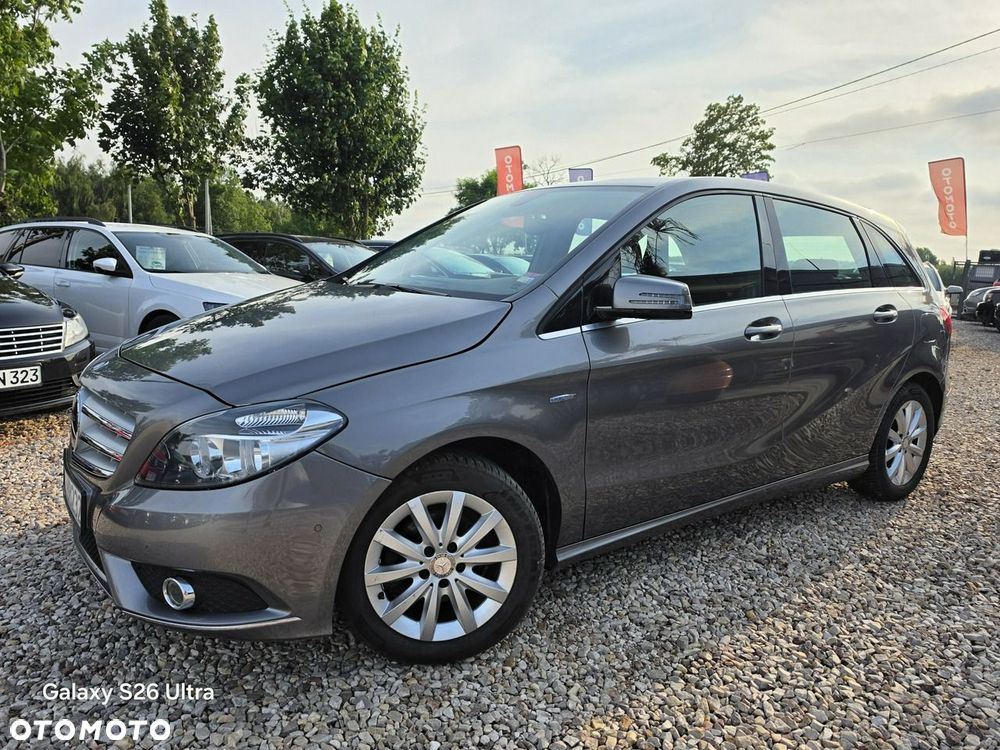 Mercedes-Benz Klasa B 180 CDI (BlueEFFICIENCY) - 16