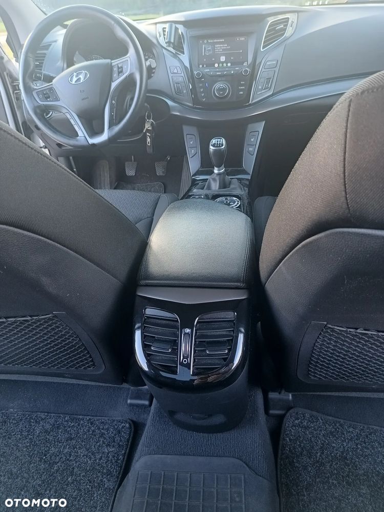 Hyundai i40 1.7 CRDi Comfort - 23