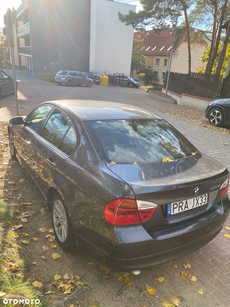 BMW Seria 3 320d - 4