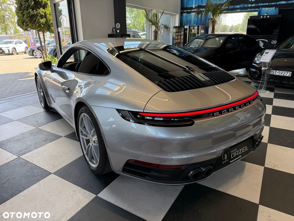 Porsche 911 - 8