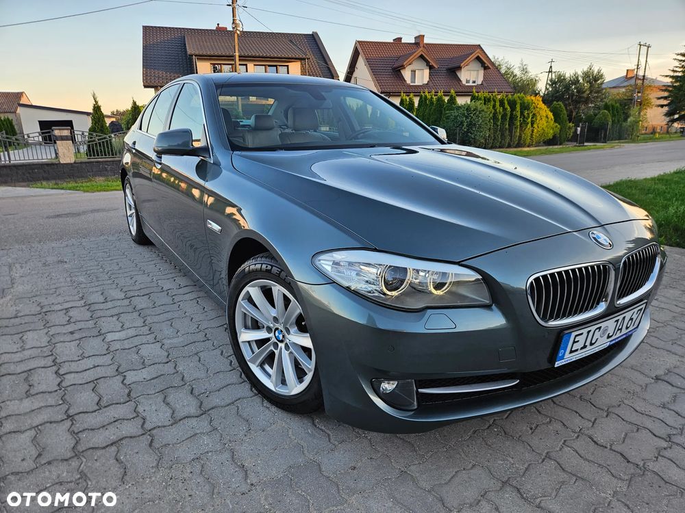 BMW Seria 5 520d Special Edition - 2