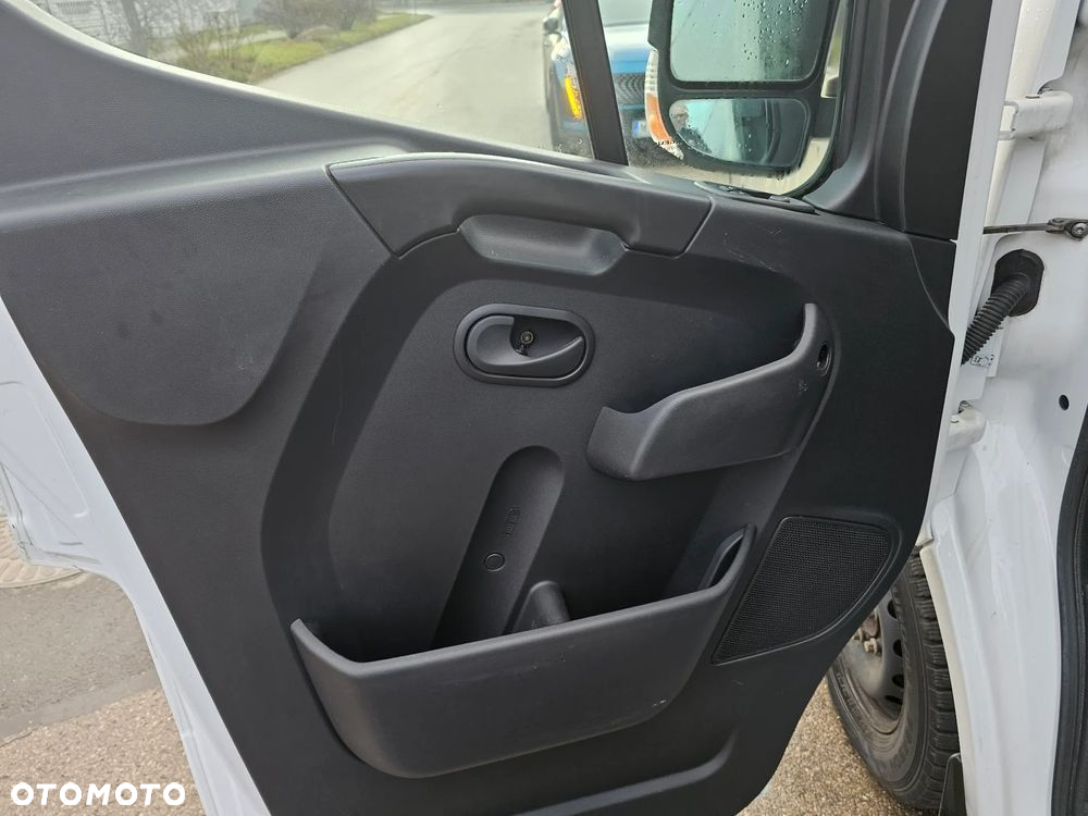 Renault Master - 11