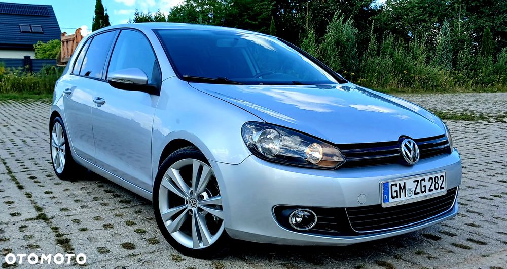 Volkswagen Golf 2.0 TDI DPF BlueMotion Technology Comfortline - 2
