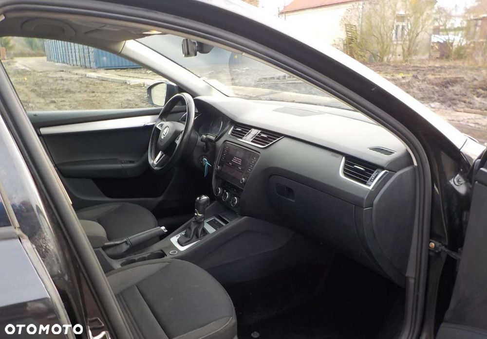 Skoda Octavia - 16