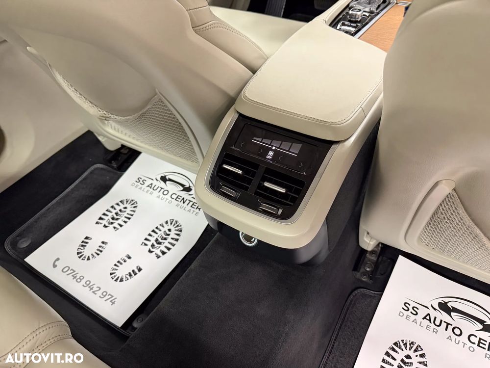 Volvo S90 D5 AWD Geartronic Inscription - 25