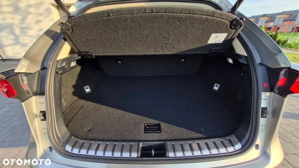 Lexus NX 300 F Impression AWD - 15