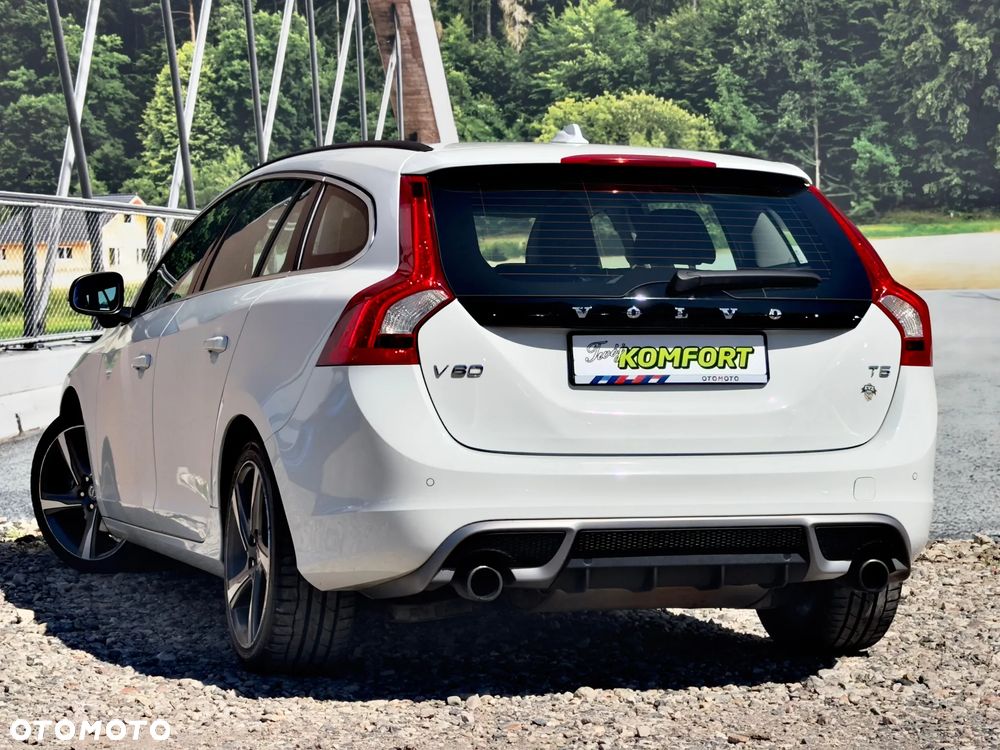Volvo V60 T5 Geartronic Powershift RDesign - 14