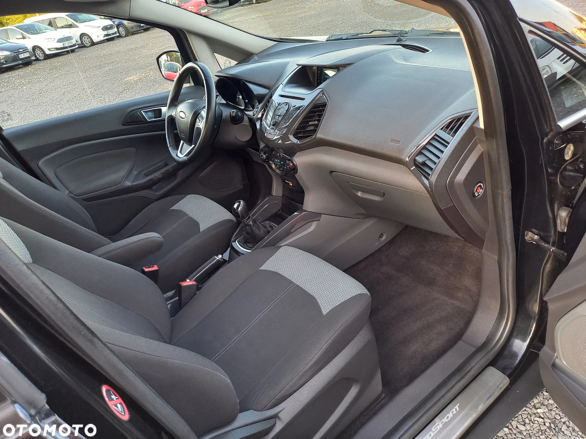 Ford EcoSport 1.0 EcoBoost TITANIUM - 19