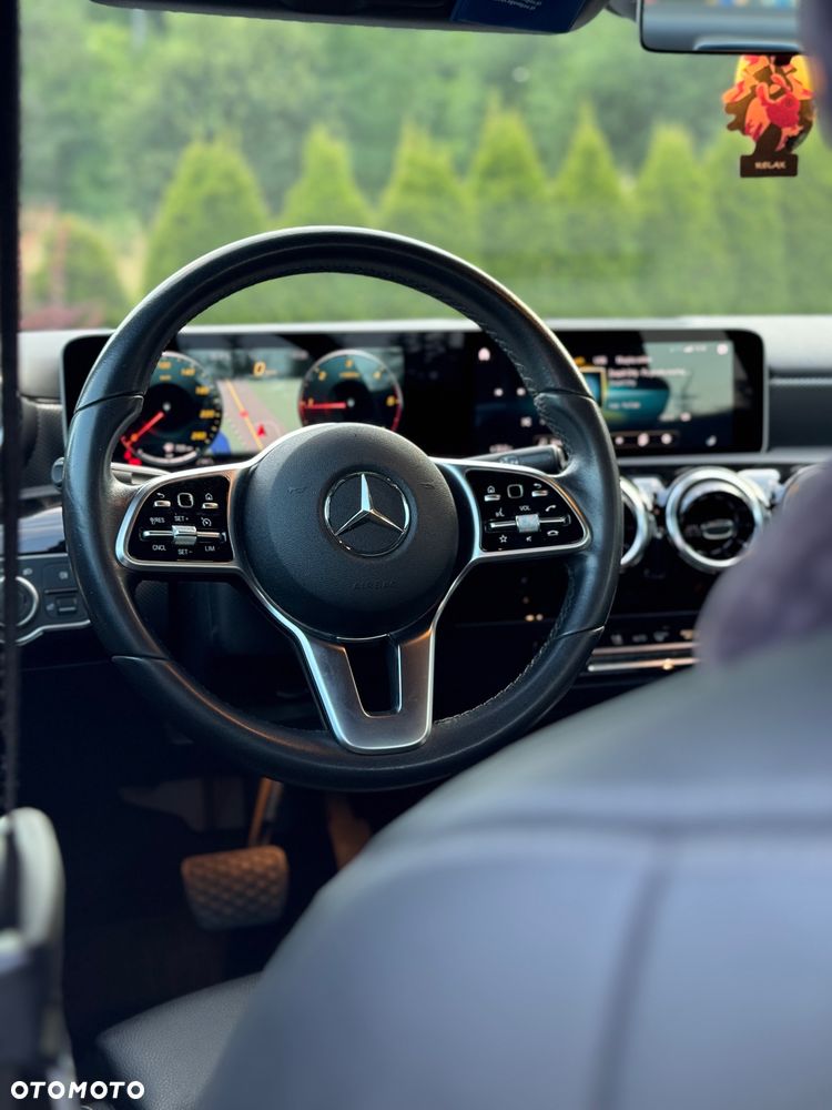 Mercedes-Benz Klasa A 180 d 7G-DCT - 10