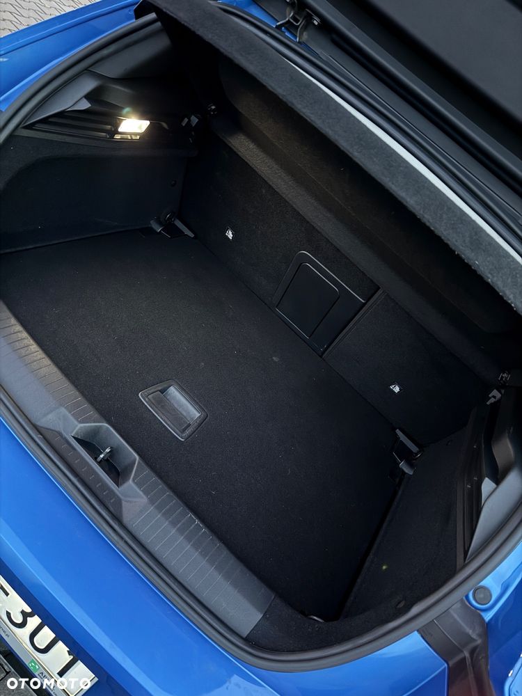 Opel Astra 1.2 T Elegance S&S - 40