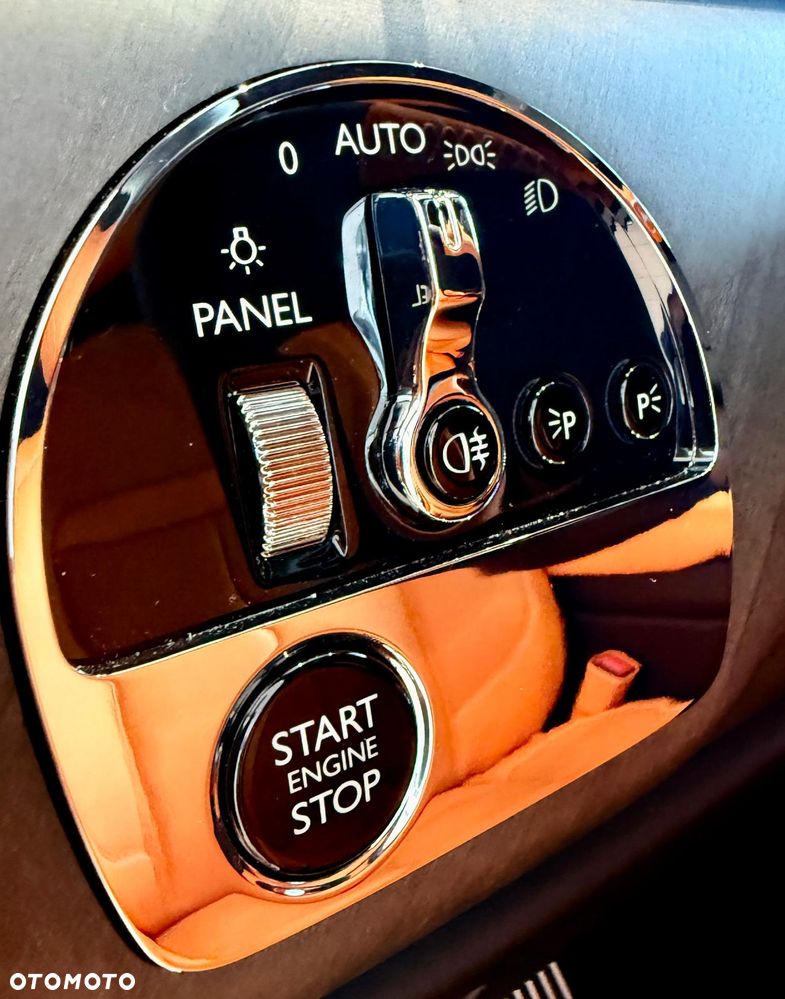Rolls-Royce Cullinan - 27