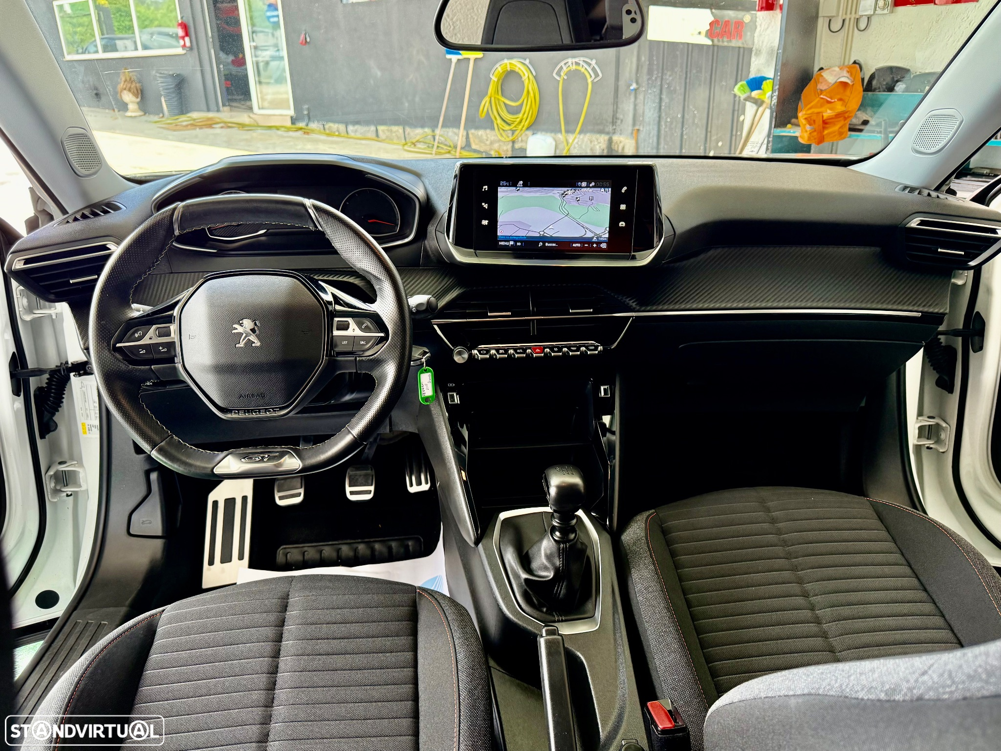 Peugeot 2008 1.5 BlueHDi GT - 30