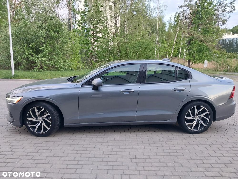 Volvo S60 T5 Momentum Pro - 10