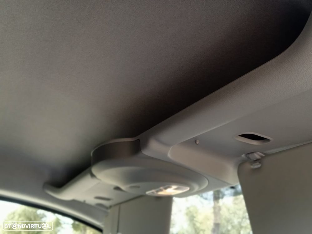 Citroën Berlingo XL (Longa) 1.6 Hdi 100cv 3 lugares 5 portas - 33