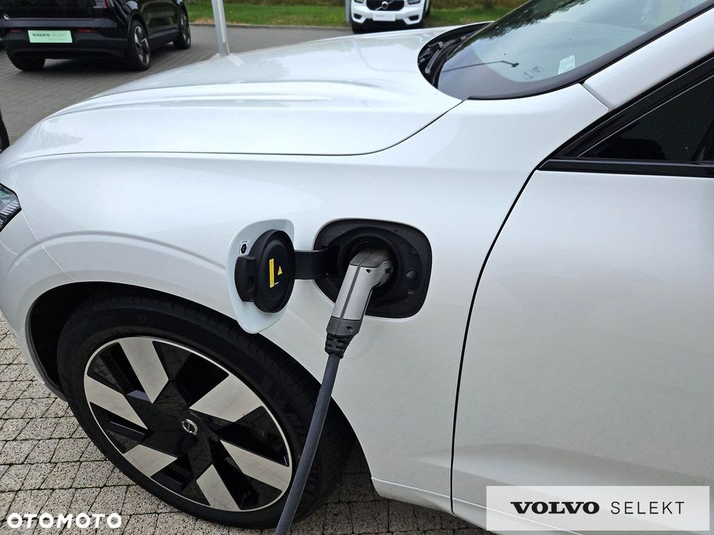 Volvo XC 60 T8 AWD Plug-in Hybrid Plus Dark - 34