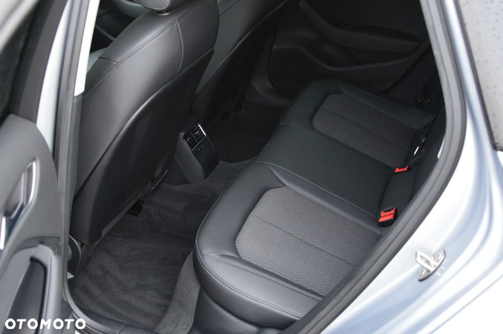 Audi A3 Sportback 1.8 TFSI S tronic Ambiente - 7