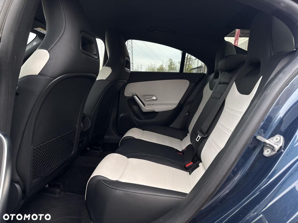 Mercedes-Benz CLA - 18