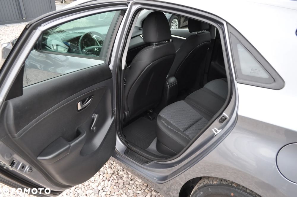 Hyundai i30 1.4 Classic - 21