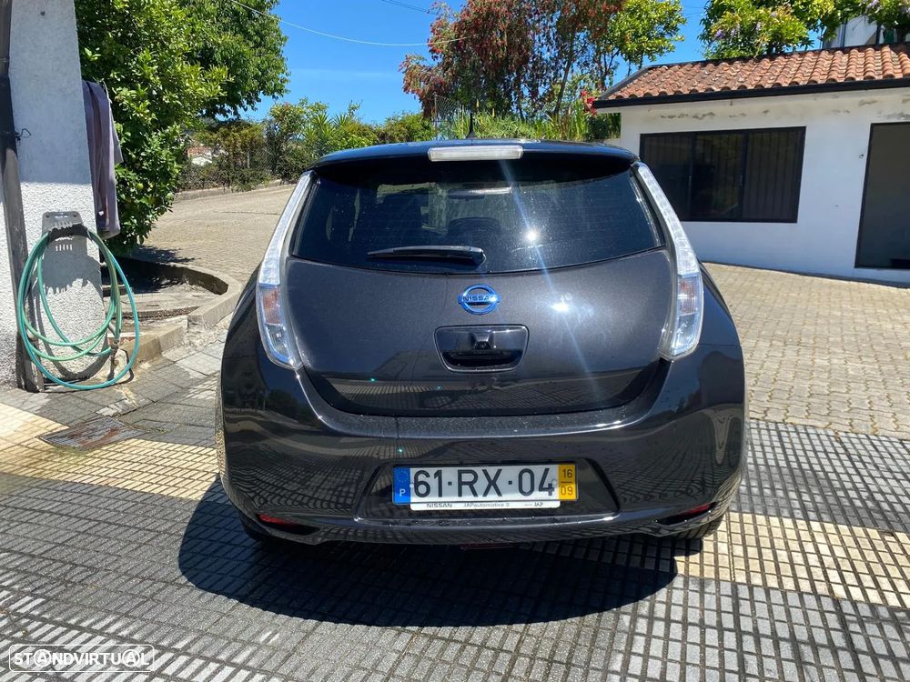 Nissan Leaf - 11