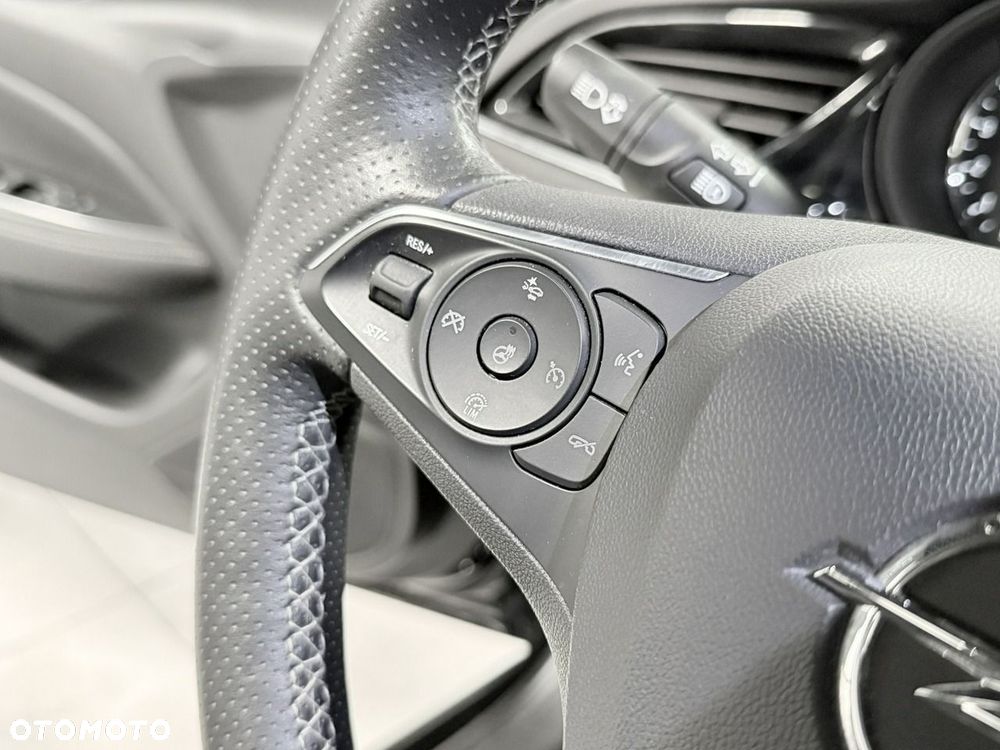 Opel Insignia - 27