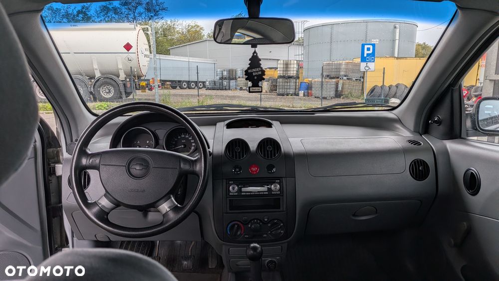 Chevrolet Aveo - 6