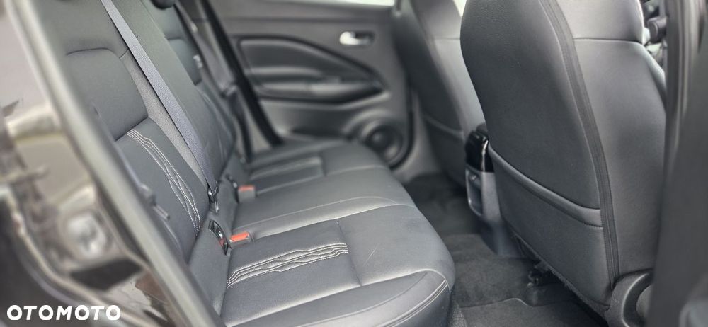 Nissan Juke 1.6 4AMT Premiere Edition - 22
