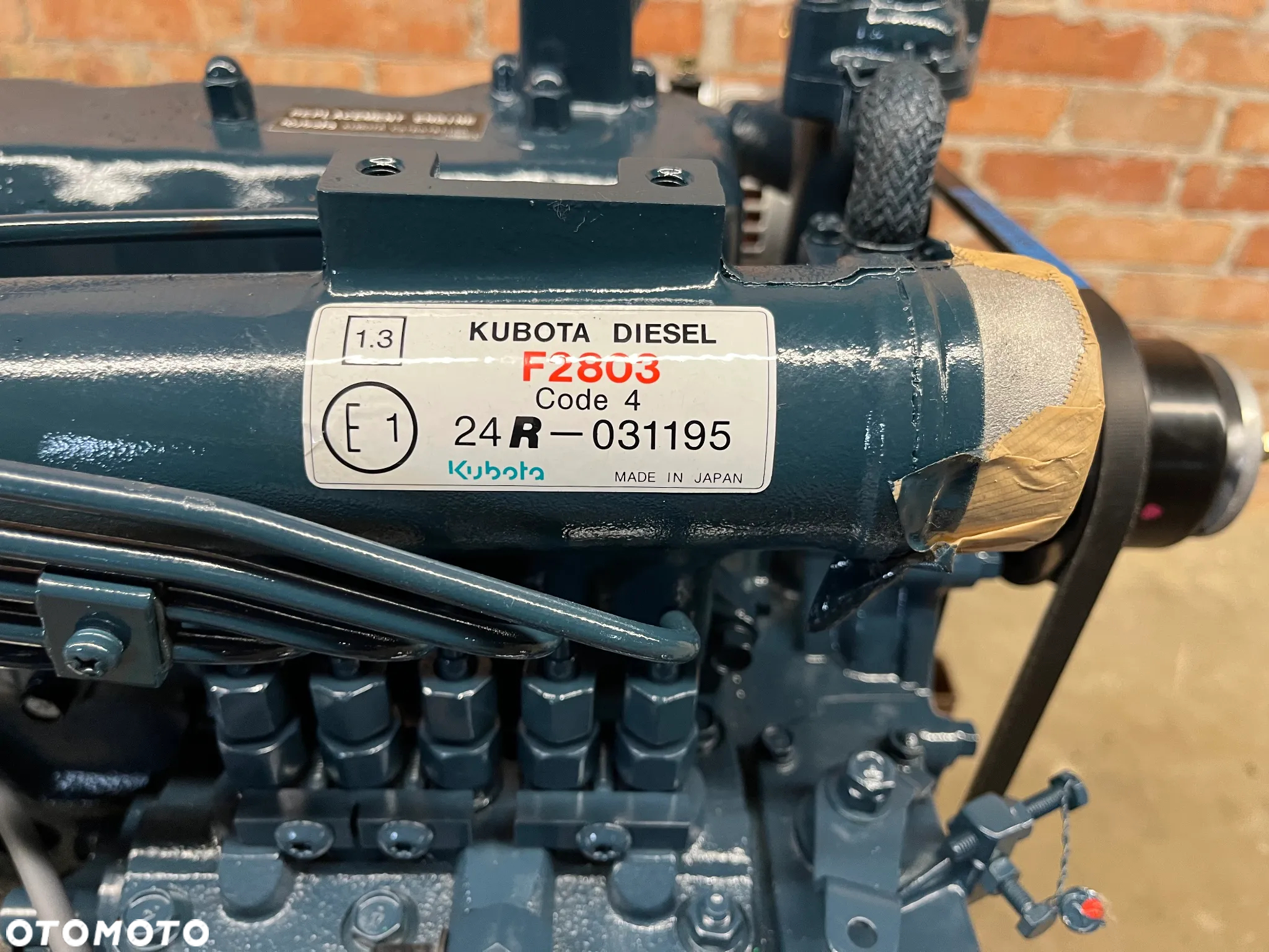 FV23% Silnik Kubota F2803 Nowy Kompletny - 13