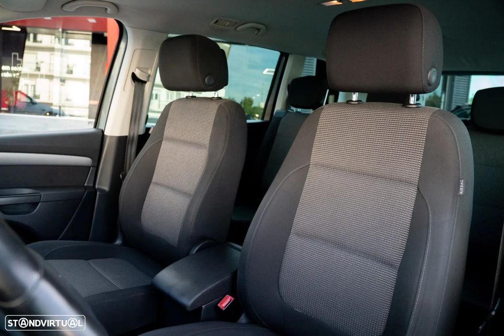 VW Sharan 2.0 TDI Confortline - 23