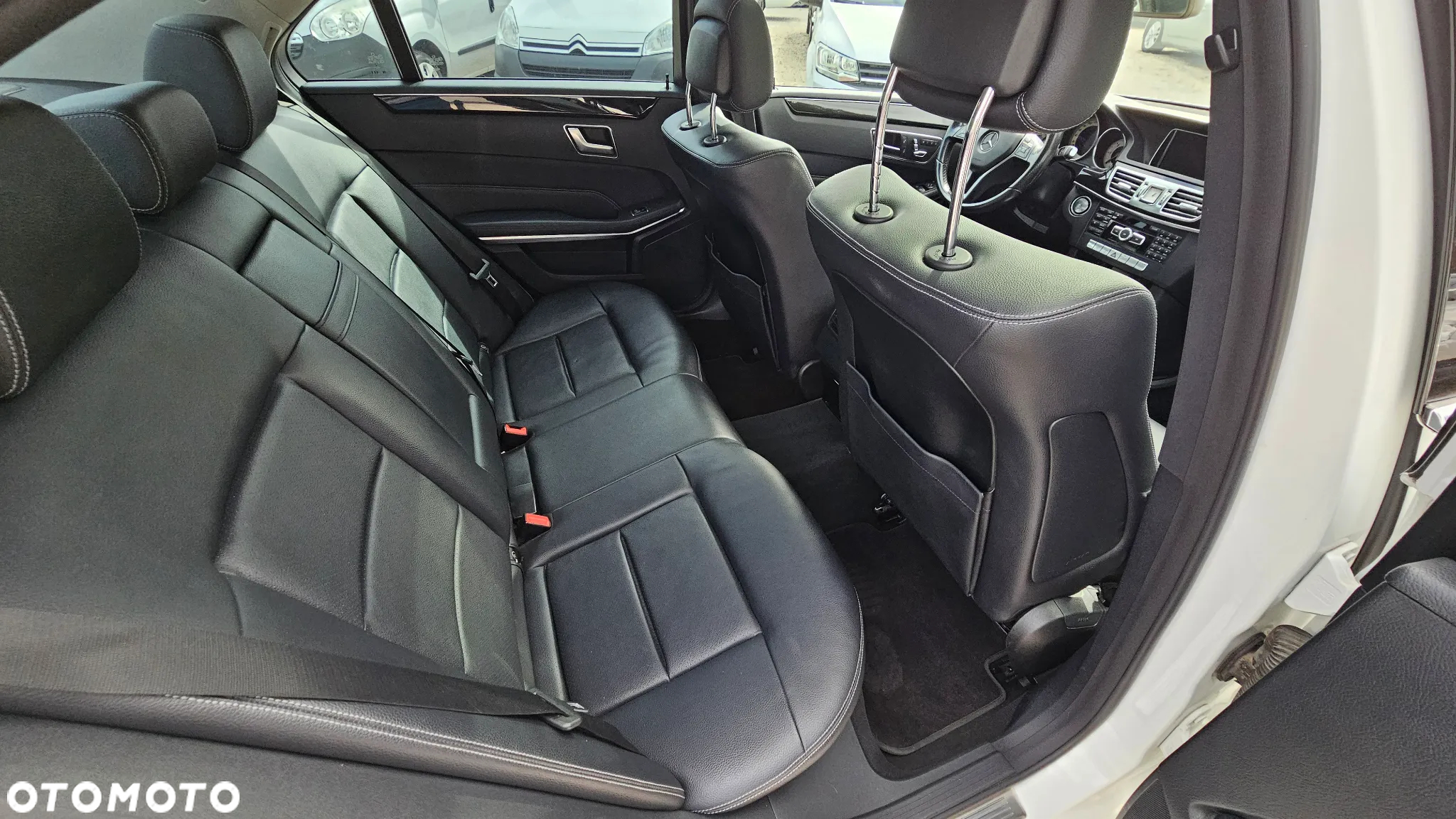 Mercedes-Benz Klasa E 250 BlueTEC 9G-TRONIC Avantgarde - 8