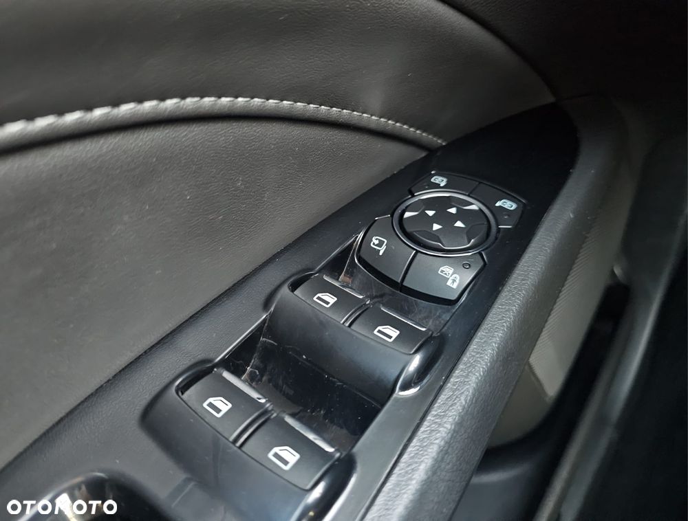 Ford Mondeo 2.0 TDCi ST-Line X PowerShift - 21