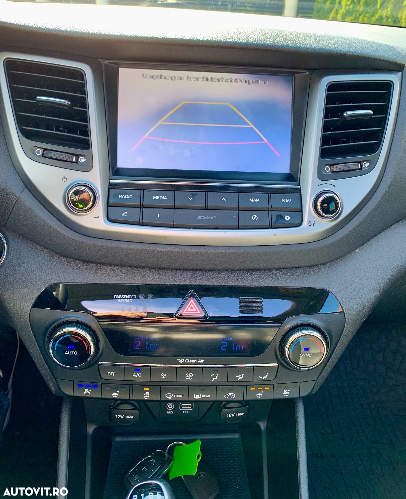 Hyundai Tucson 2.0 CRDI 4WD Advantage - 29