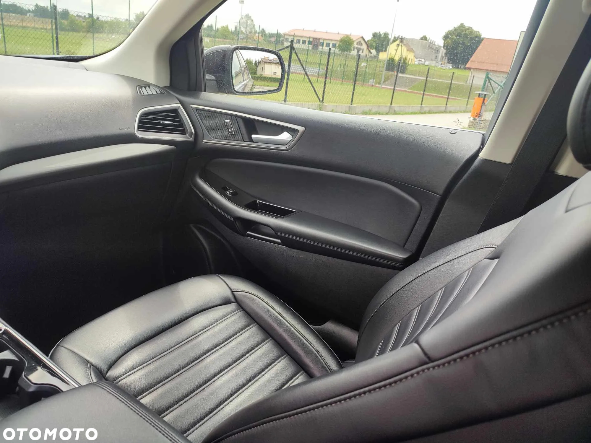 Ford Edge - 17